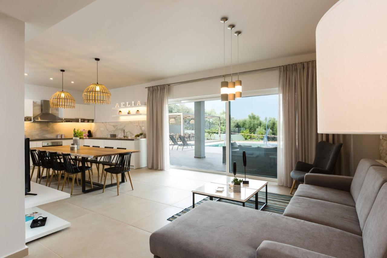Villa Aelia I Modern & Ideal For Large Groups Galatas  Экстерьер фото
