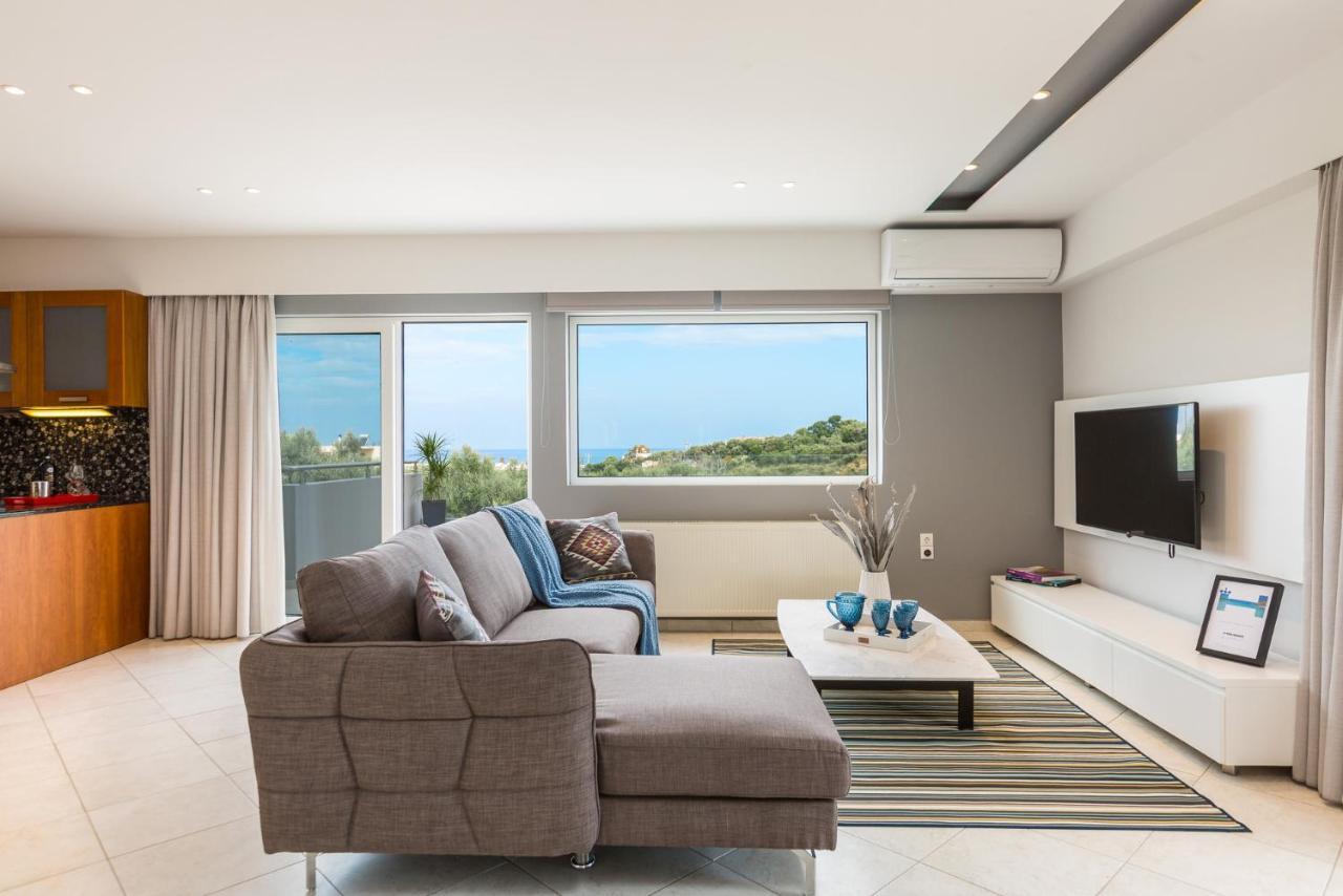 Villa Aelia I Modern & Ideal For Large Groups Galatas  Экстерьер фото