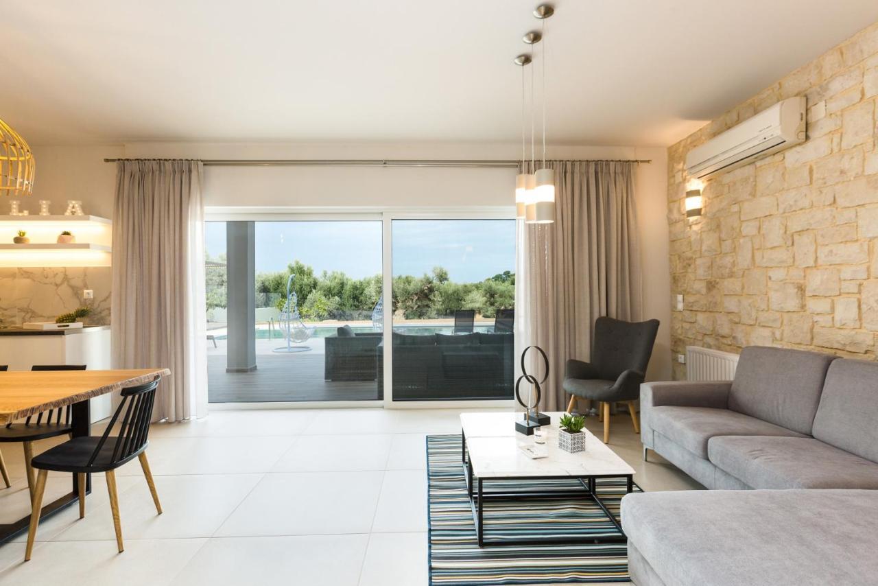 Villa Aelia I Modern & Ideal For Large Groups Galatas  Экстерьер фото