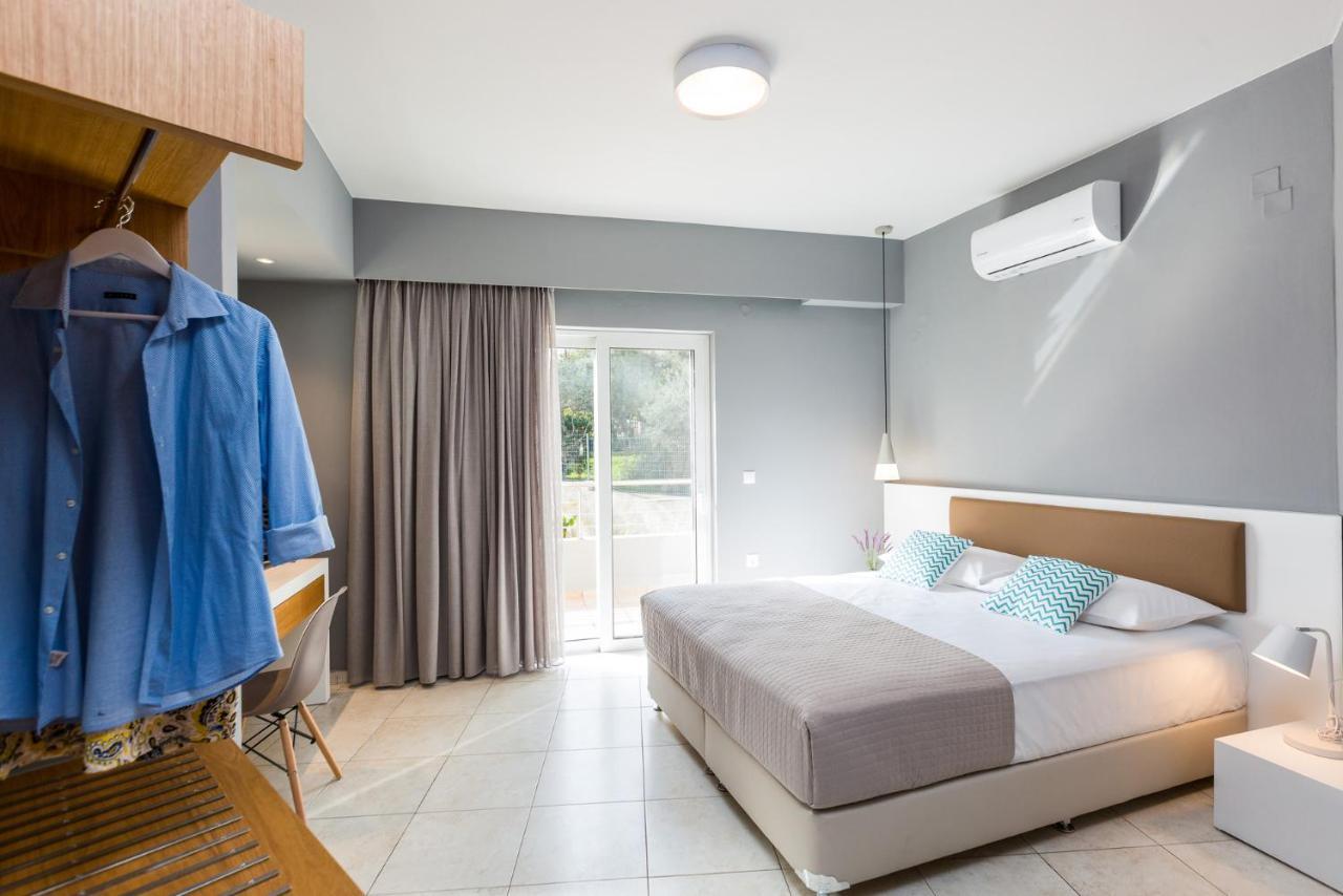 Villa Aelia I Modern & Ideal For Large Groups Galatas  Экстерьер фото